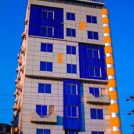 צ'יטגונג The Alina Hotel & Suites מראה חיצוני תמונה