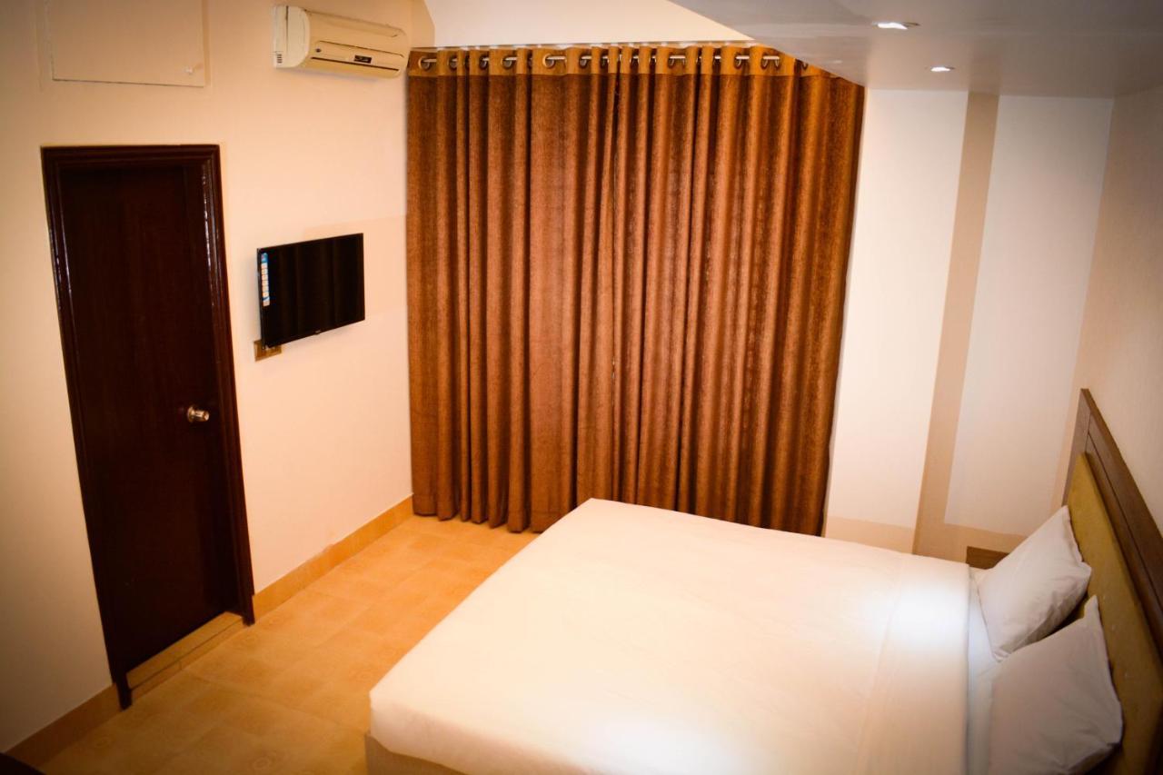 צ'יטגונג The Alina Hotel & Suites מראה חיצוני תמונה